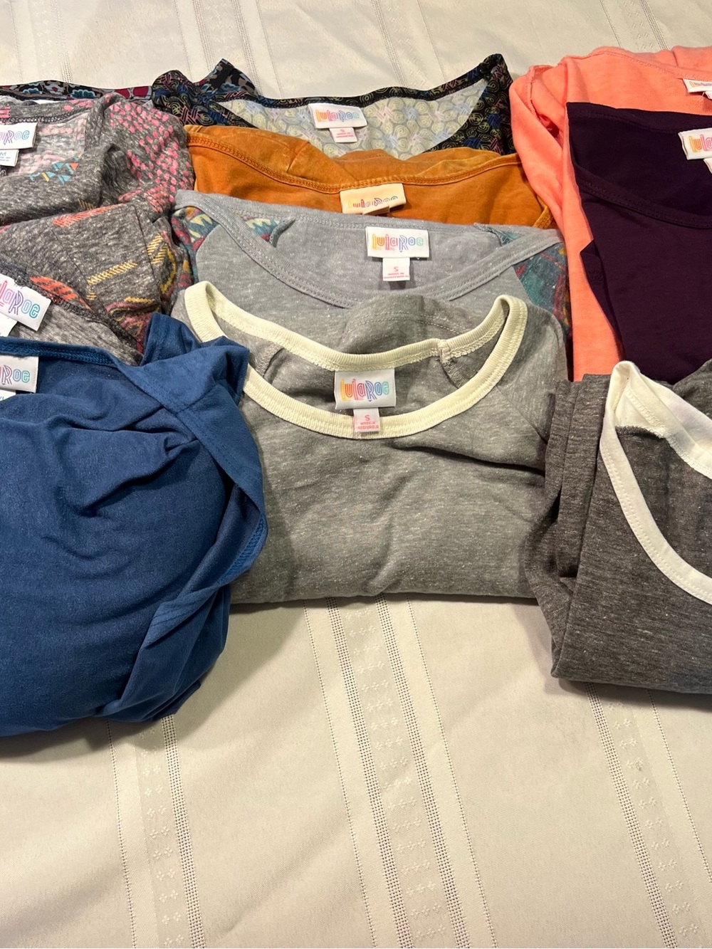 LuLaRoe Mixed Solid & Printed Tops, Cardigans, Dusters various sizes and colors